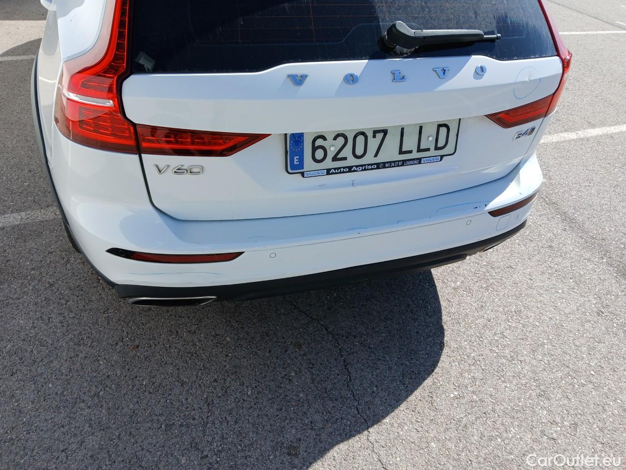  Volvo  V60  Cross Country Pro AWD 2.0 D4 190CV AT8 E6dT #33