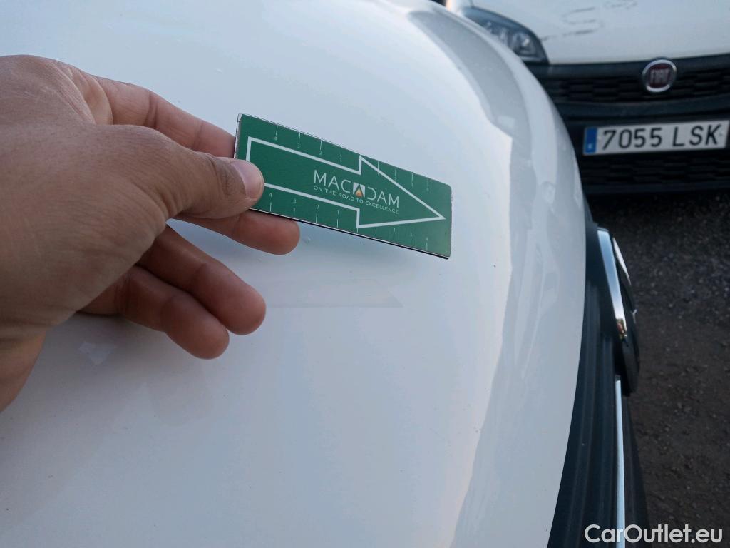  Land Rover  Discovery VOLKSWAGEN Transporter / 2020 / 4P / furgón Furgón Corto TN 2.0 TDI 110kW 4MO #31