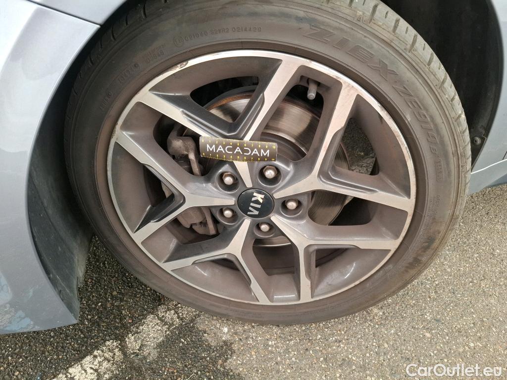  KIA  Cee'd ProCeed GT Line 1.6 CRDi 135CV BVM6 E6dT #10