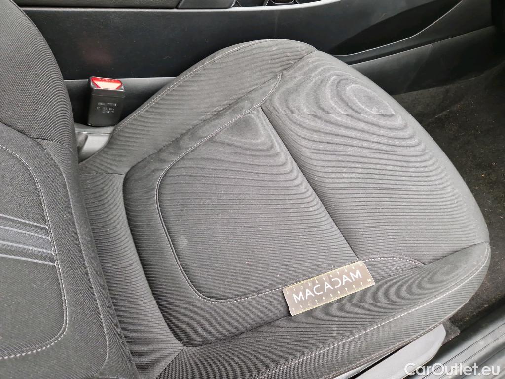  Hyundai  Tucson  Business Mild-Hybrid 2WD 1.6 CRDI 135CV BVA7 E6d #9