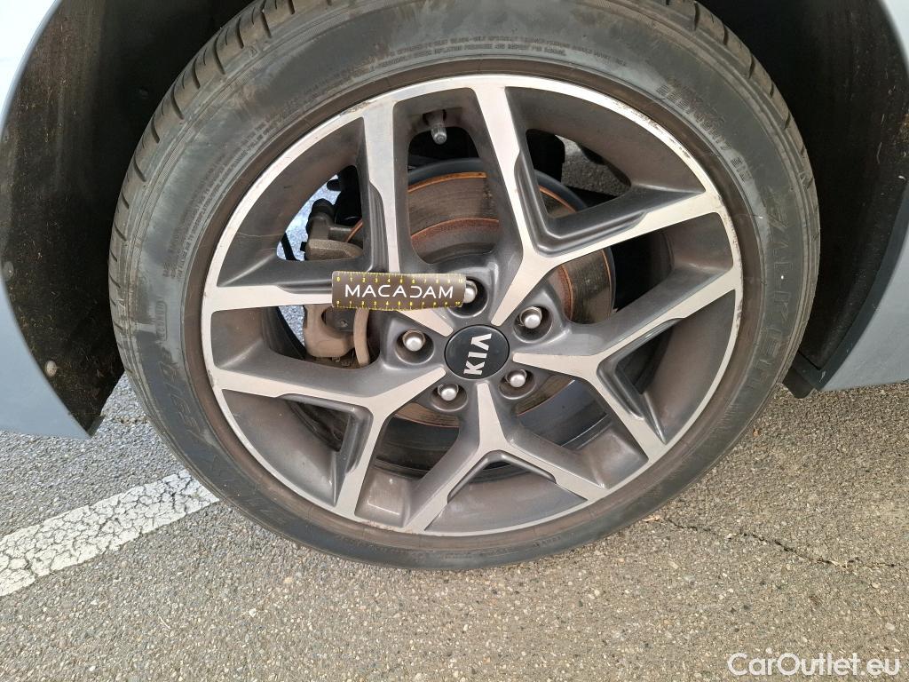  KIA  Cee'd ProCeed GT Line 1.6 CRDi 135CV BVM6 E6dT #17