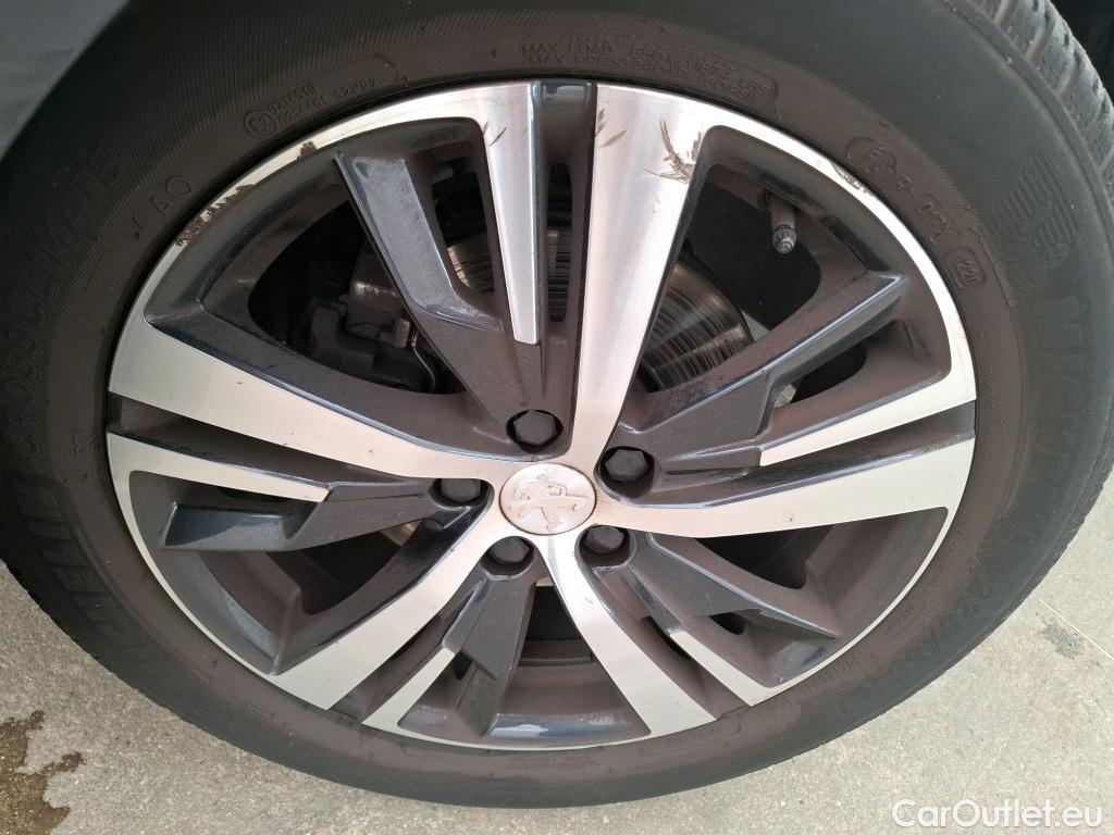  Peugeot  5008  Allure Business 1.2 PureTech 130CV BVA8 7 Sieges E6d #8