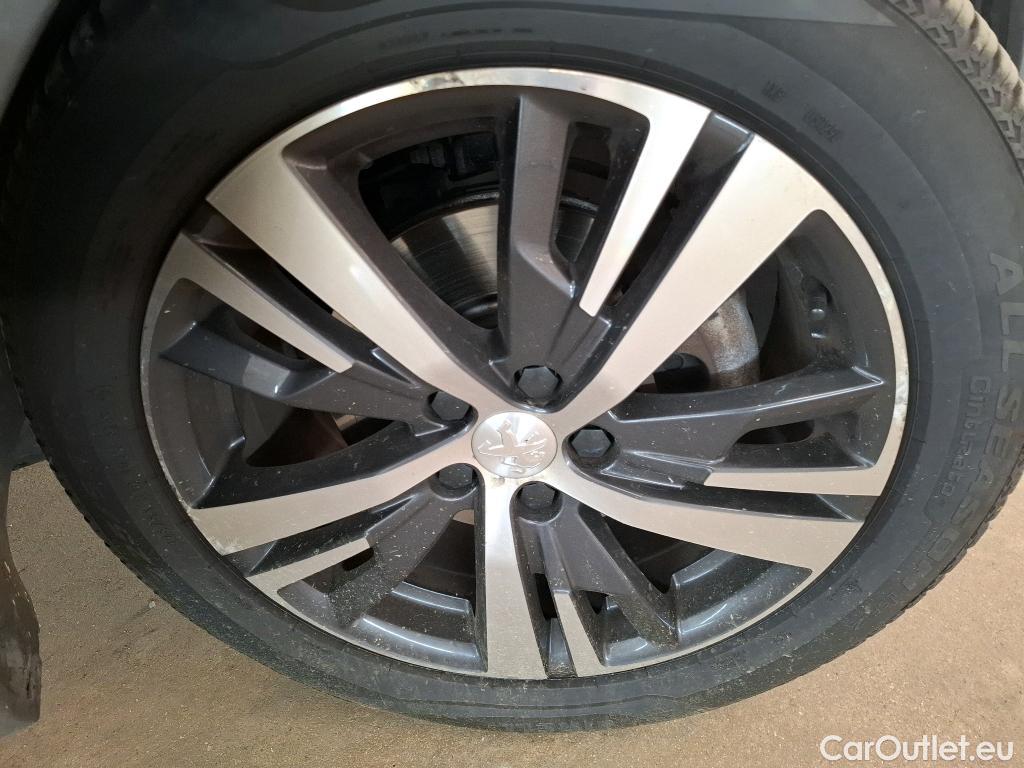  Peugeot  3008  Allure 1.5 HDi 130CV BVA8 E6dT #15