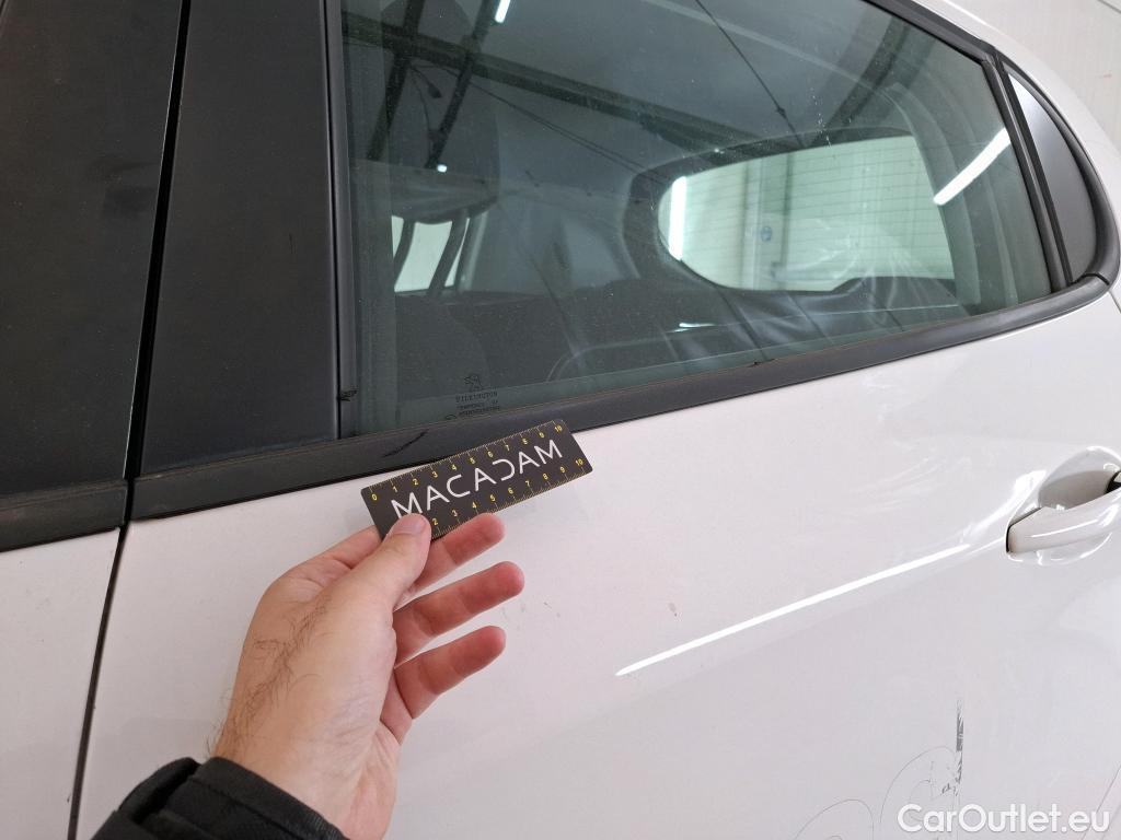  Peugeot  208  Affaire Premium Pack 1.2 80CV BVM5 E6dT #33