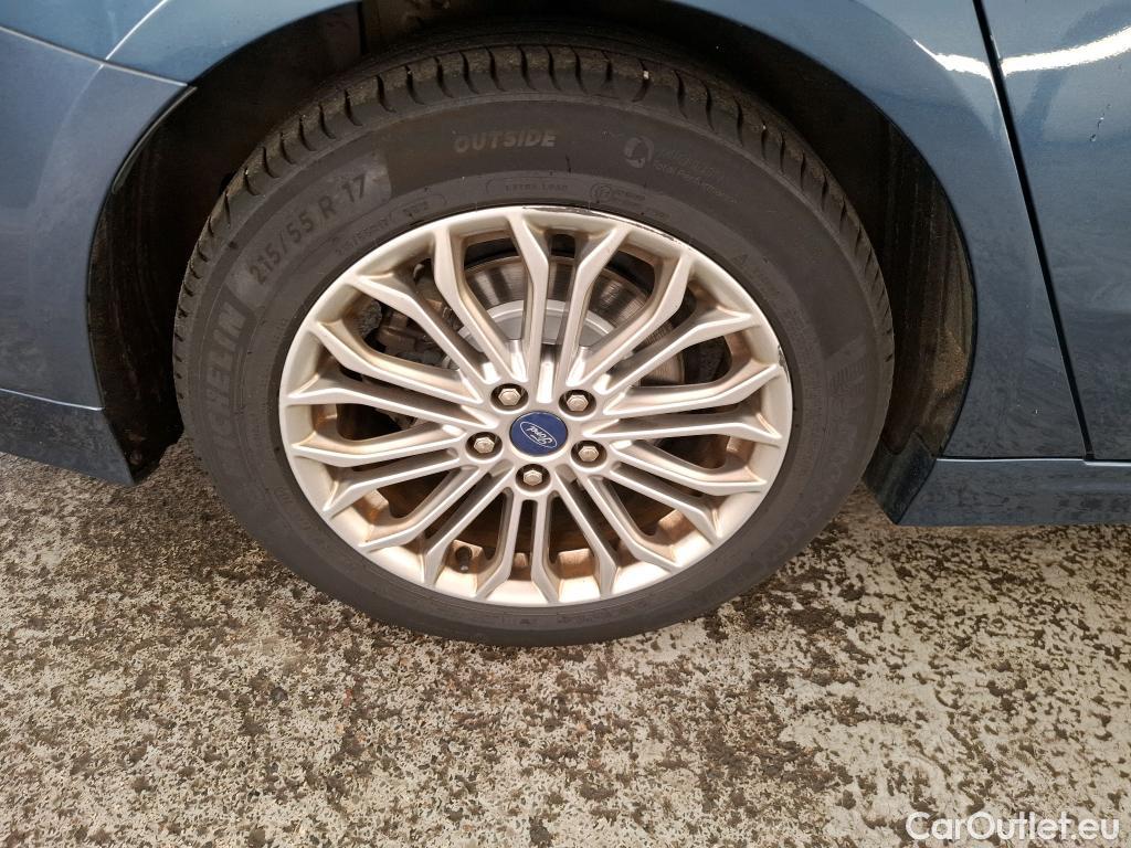  Ford  Mondeo FORD   2019  5P  Berline 5P 20 EcoBlue 150 ch auto Titanium Busi #15