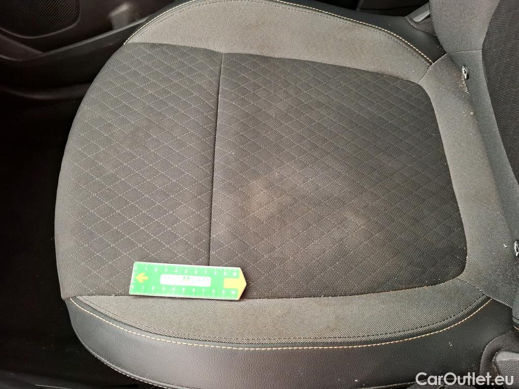  Opel   Grandland X Grandland X Elegance Business 1.5 130CV BVA8 E6d #23