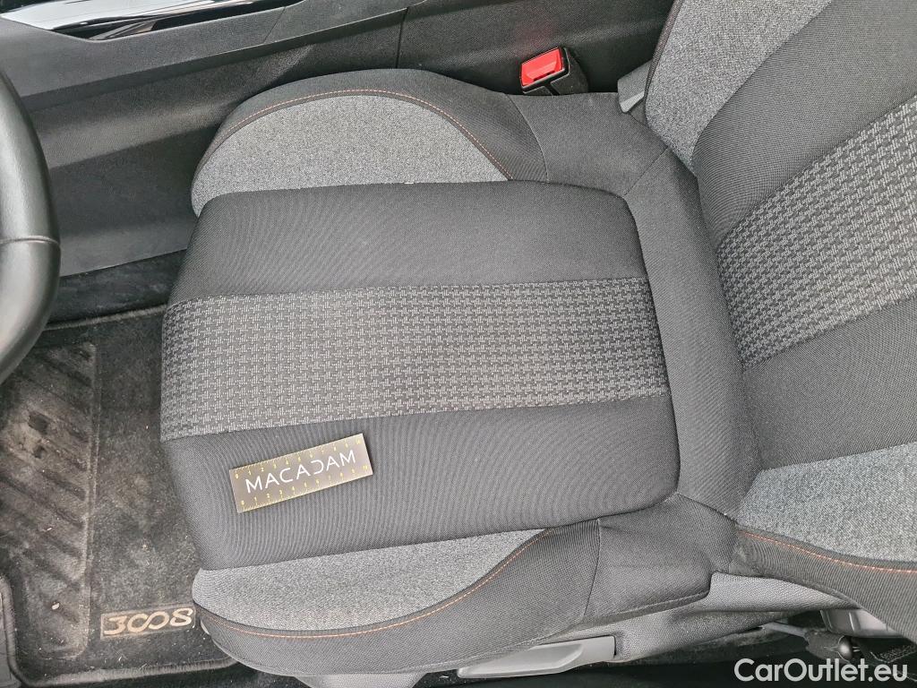  Peugeot  3008  Active Pack 1.5 HDi 130CV BVA8 E6d #2