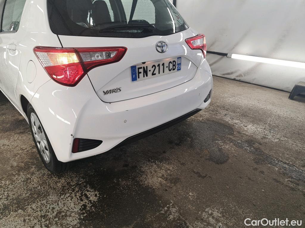  Toyota  Yaris TOYOTA  / 2017 / 5P / Berline 110 VVT-i France Business #5
