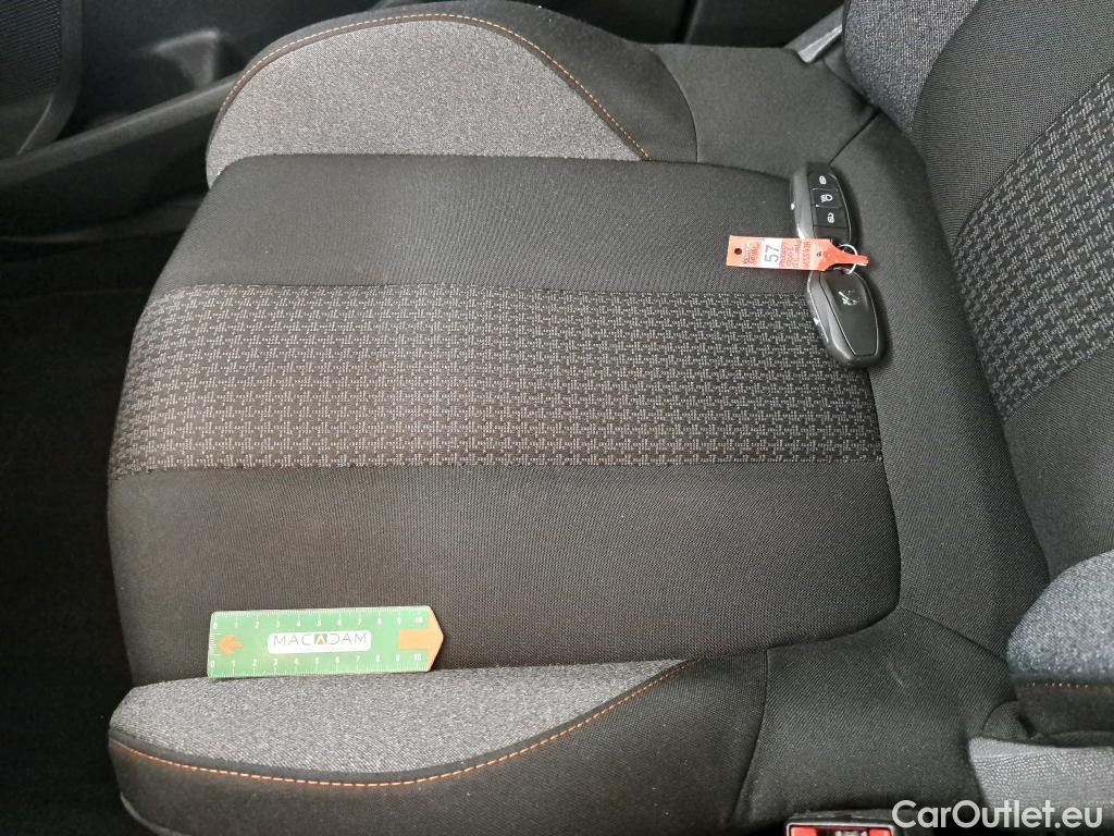  Peugeot  5008  Active Pack 1.2 PureTech 130CV BVA8 7 Sieges E6d #3