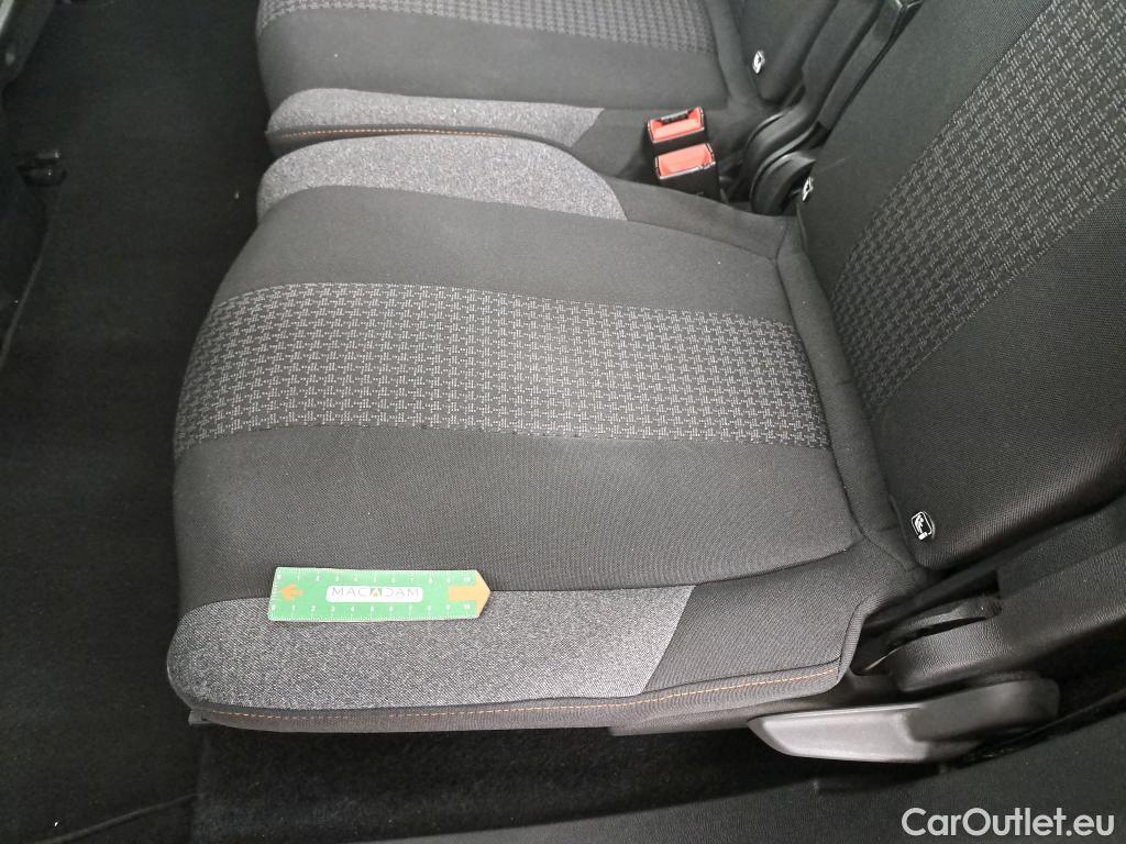  Peugeot  5008  Active Pack 1.2 PureTech 130CV BVA8 7 Sieges E6d #6