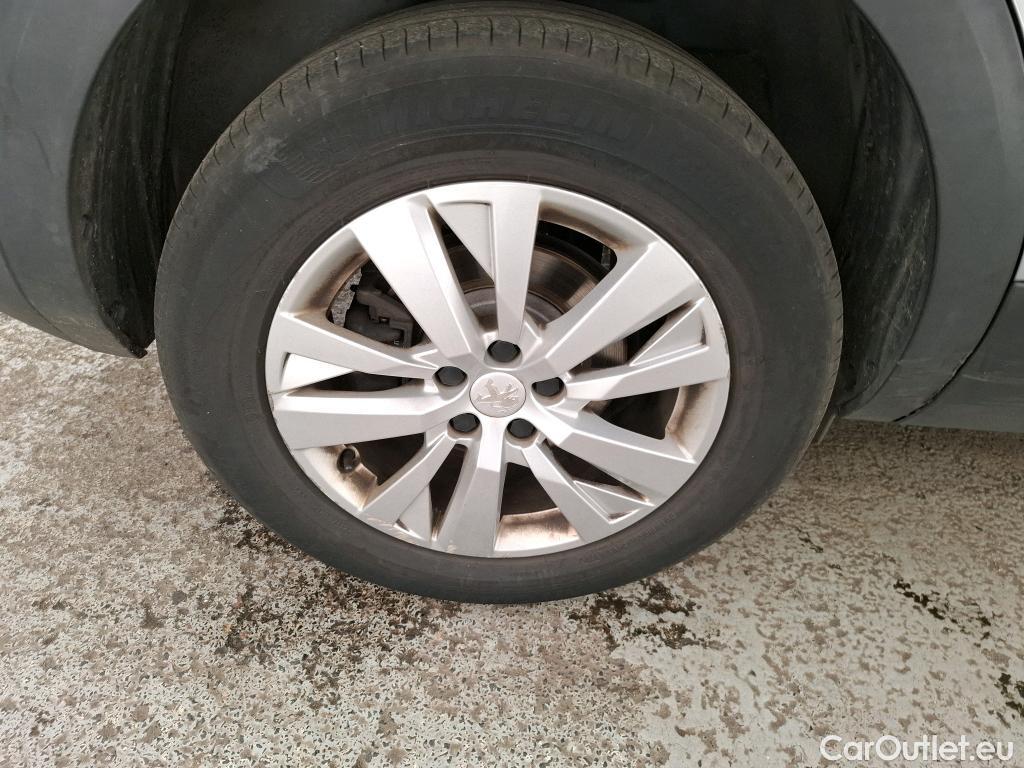  Peugeot  5008  Active Business 1.2 PureTech 130CV BVA8 E6d #9