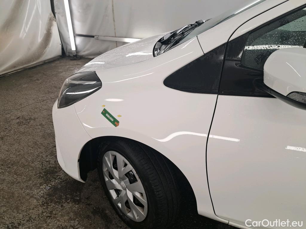  Toyota  Yaris TOYOTA  / 2017 / 5P / Berline 110 VVT-i France Business #4