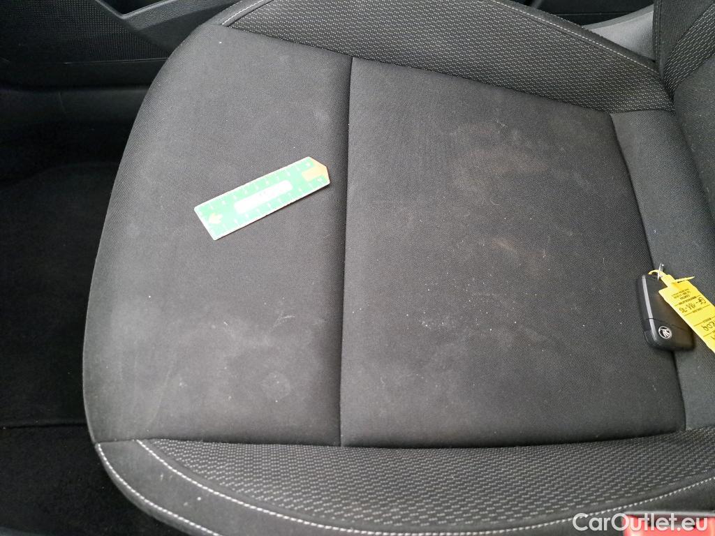  Skoda  Karoq SKODA  / 2017 / 5P / SUV 1.5 TSI 150ch ACT Business #19