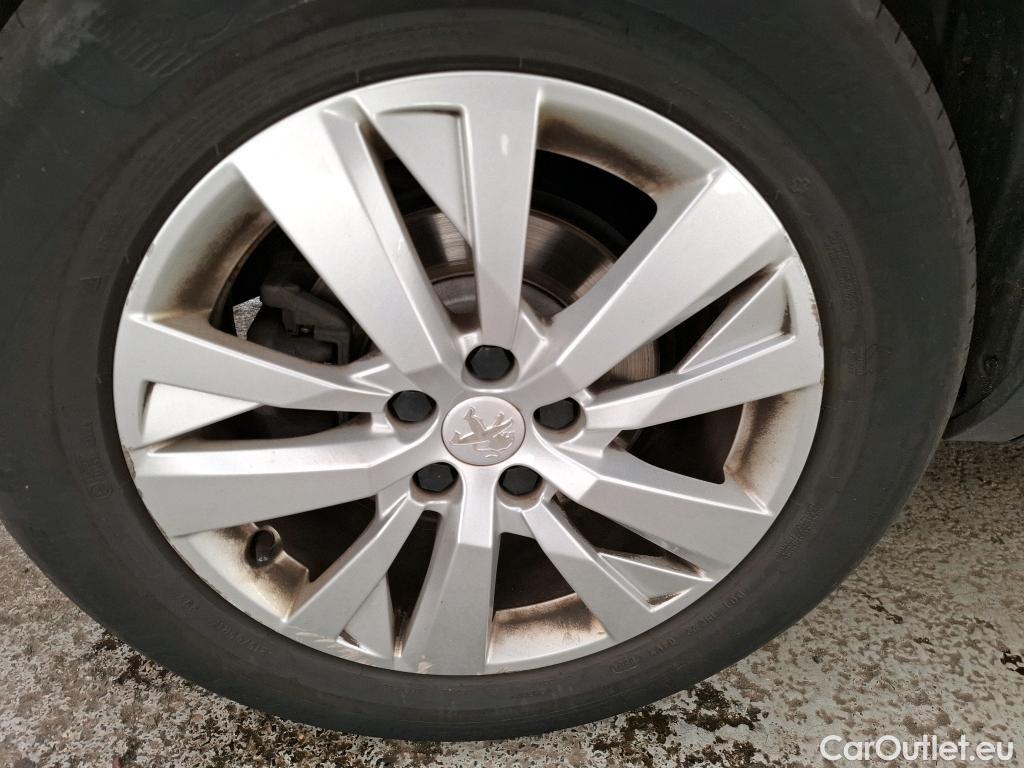  Peugeot  5008  Active Business 1.2 PureTech 130CV BVA8 E6d #17