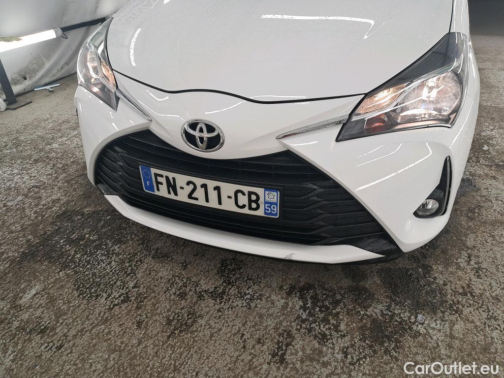  Toyota  Yaris TOYOTA  / 2017 / 5P / Berline 110 VVT-i France Business #13