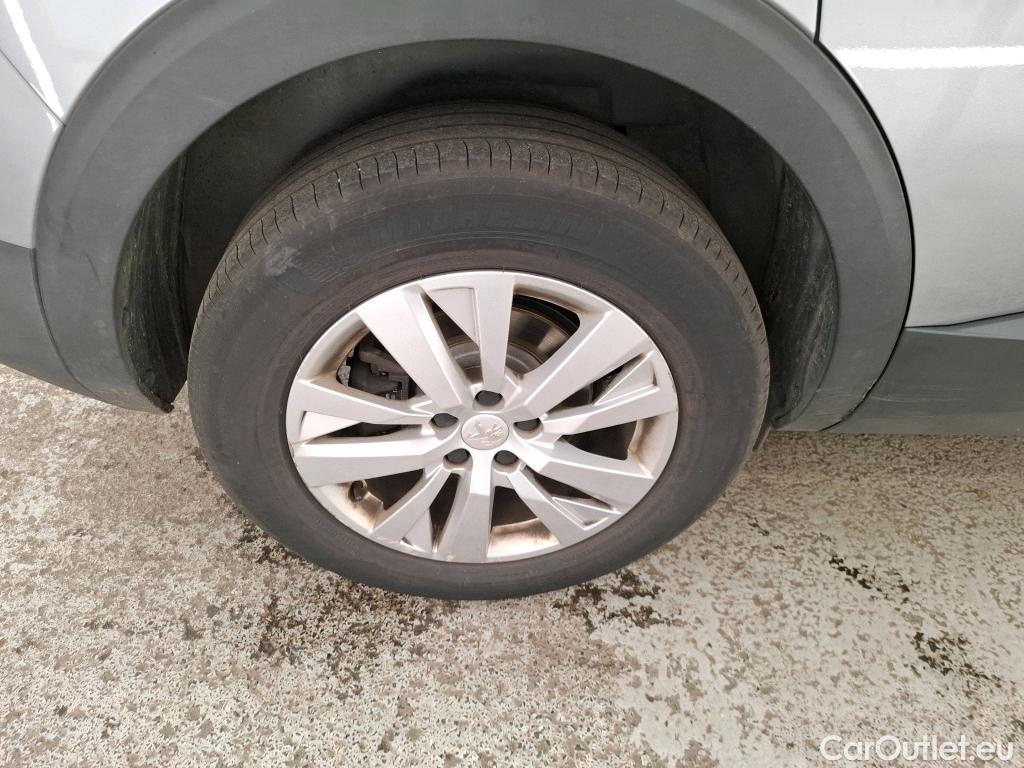  Peugeot  5008  Active Business 1.2 PureTech 130CV BVA8 E6d #16