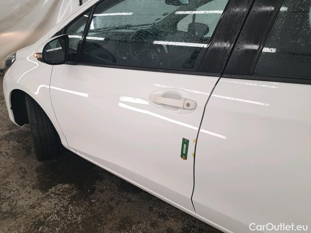  Toyota  Yaris TOYOTA  / 2017 / 5P / Berline 110 VVT-i France Business #2