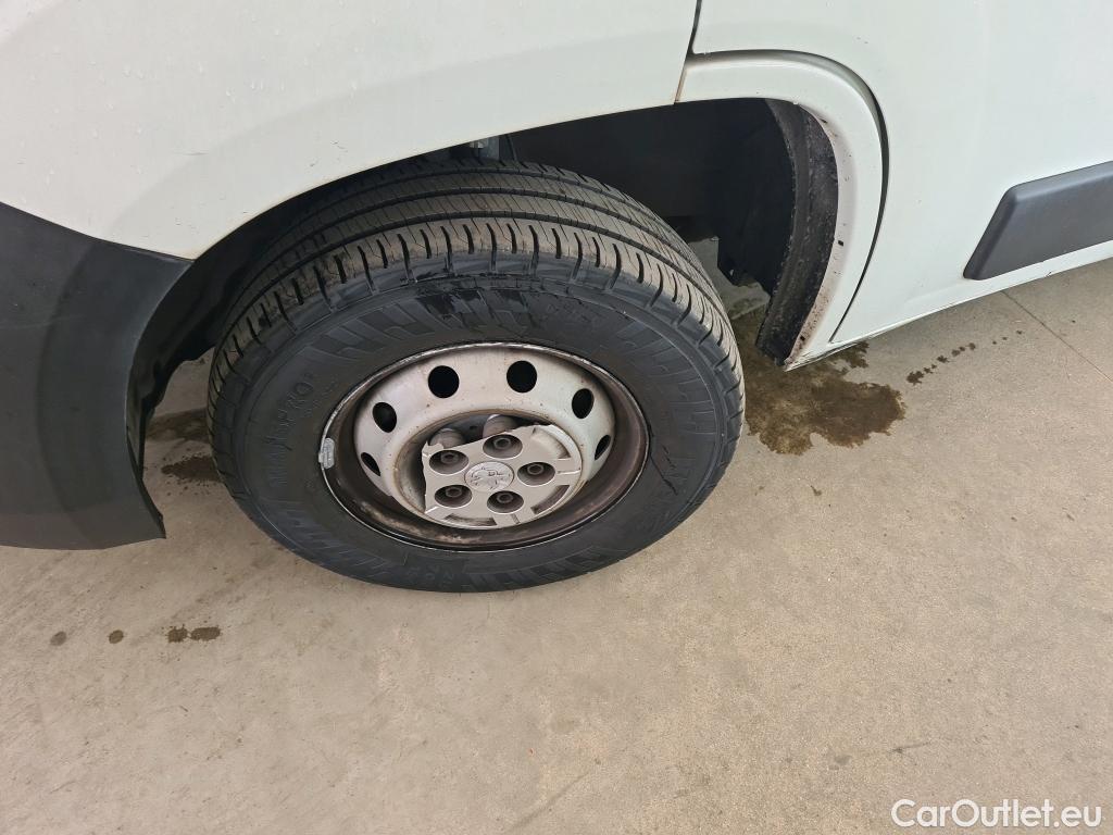  Peugeot  Boxer PEUGEOT  VU 4p Fourgon 2.0 BLUEHDI 110 PREMIUM 330 L1H2 #13