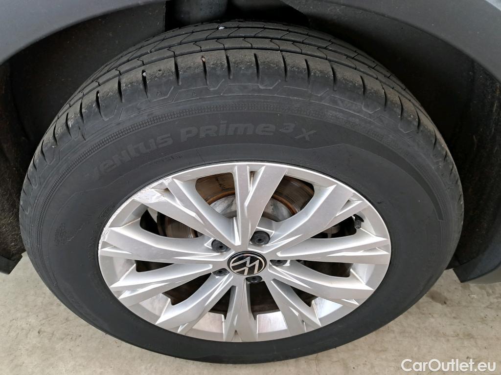  Volkswagen  Tiguan VOLKSWAGEN  / 2020 / 5P / SUV 2.0 TDI 150 DSG7 Life Business #1