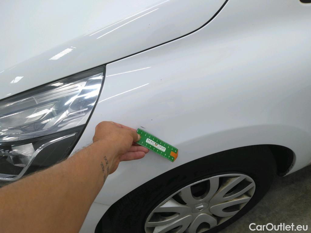  Renault  Clio  IV Air MediaNav 1.5 dCi 90CV BVM5 E6 #16
