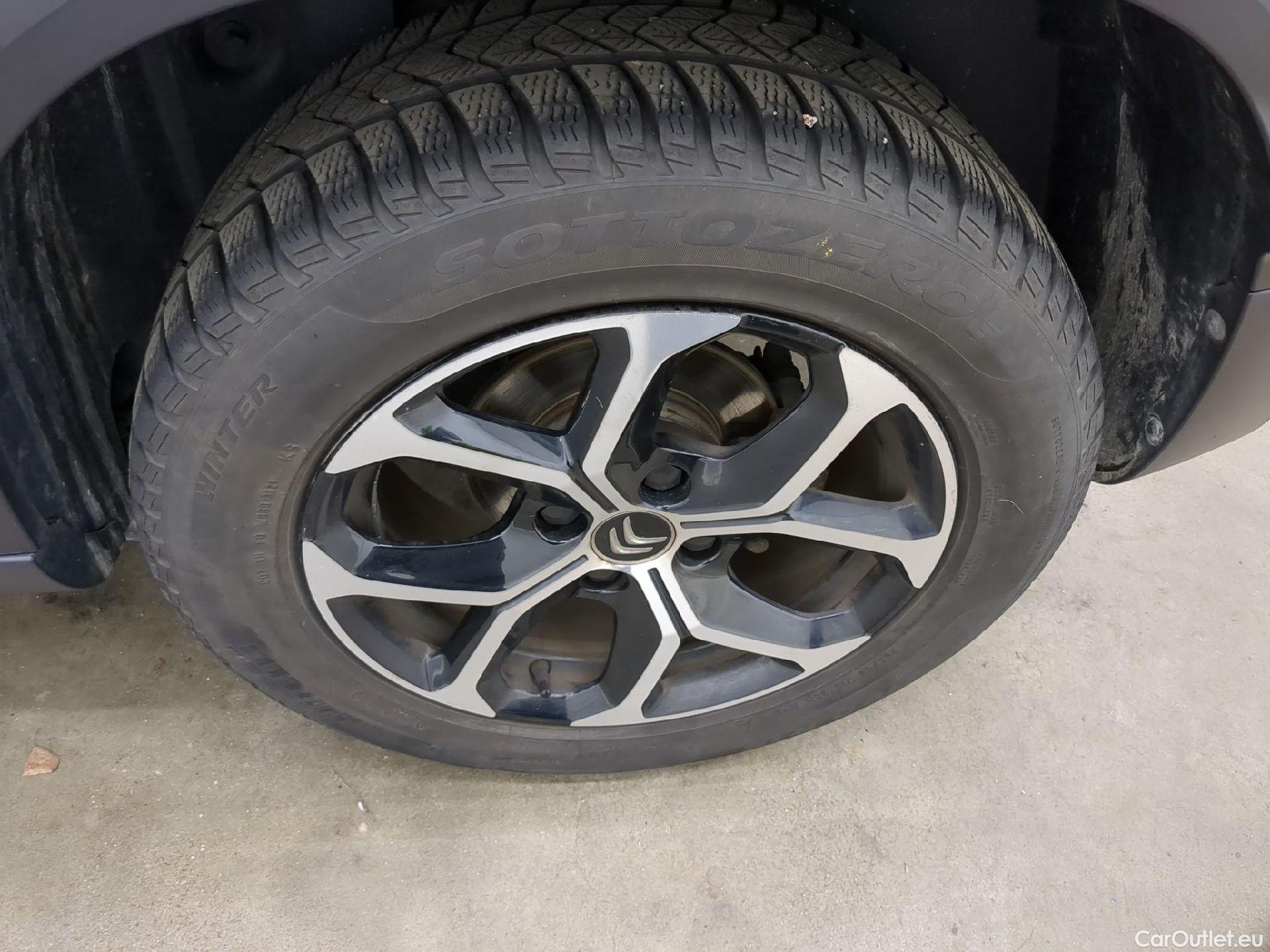  Citroen  C3  Aircross Shine 1.2 PureTech 130CV BVA6 E6d / VO RECONDITIONNE - PHOTOS AVANT RECONDITIONNEMENT #5