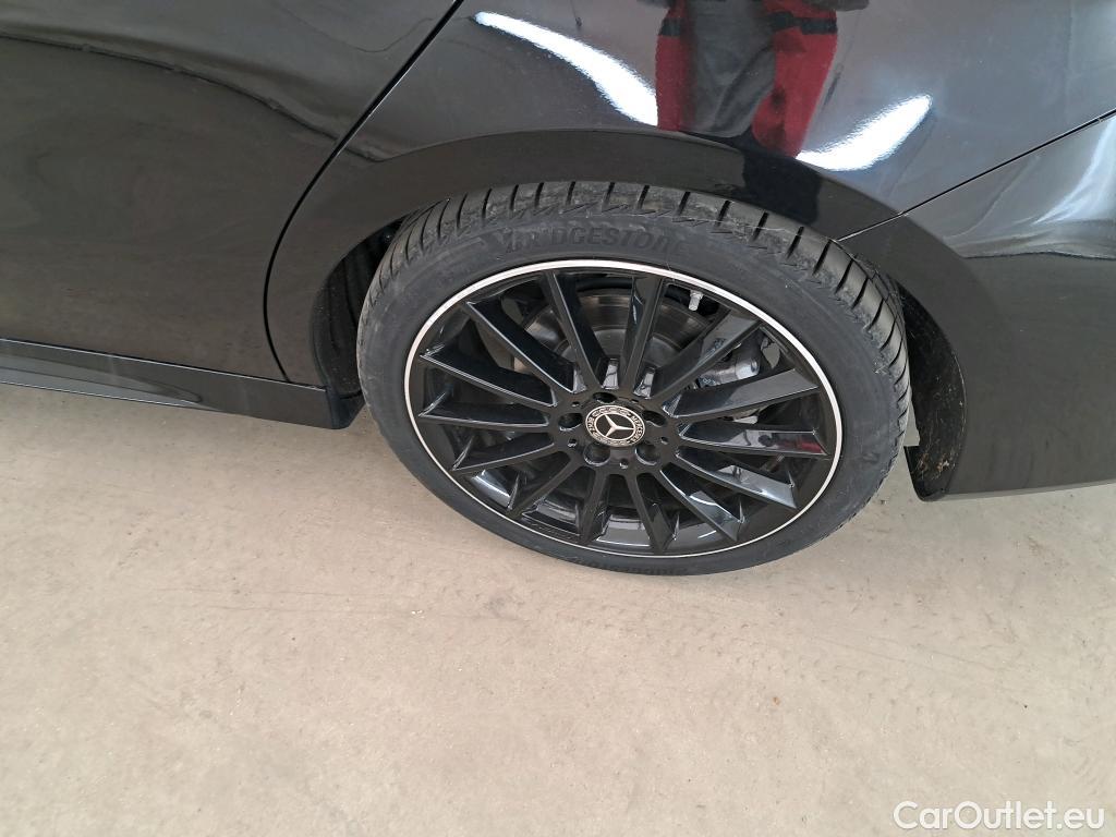  Mercedes  CLA-Klasse MERCEDES-BENZ CLA Shooting Brake / 2019 / 5P / Break CLA 200 AMG Line BA7 #15