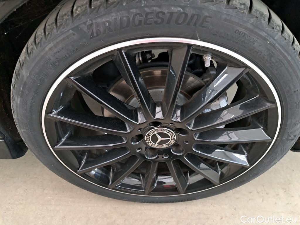  Mercedes  CLA-Klasse MERCEDES-BENZ CLA Shooting Brake / 2019 / 5P / Break CLA 200 AMG Line BA7 #16