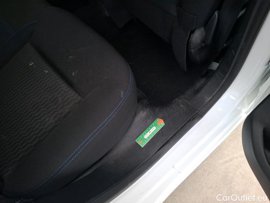  Peugeot  208  Style 1.2 PureTech 80CV BVM5 E6 #3