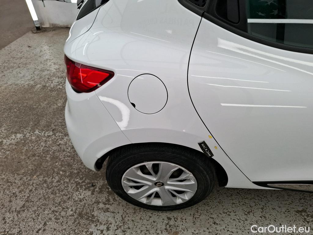  Renault  Clio  IV Trend 0.9 TCe 90CV BVM5 E6 #9