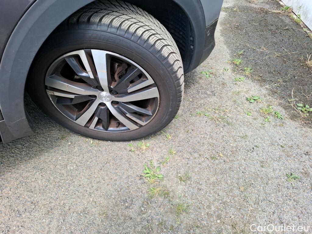  Peugeot  3008  Allure Pack 1.2 PureTech 130CV BVA8 E6d #10