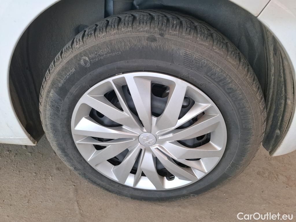  Peugeot  208  Premium 1.5 HDi 100CV BVM6 E6d #12