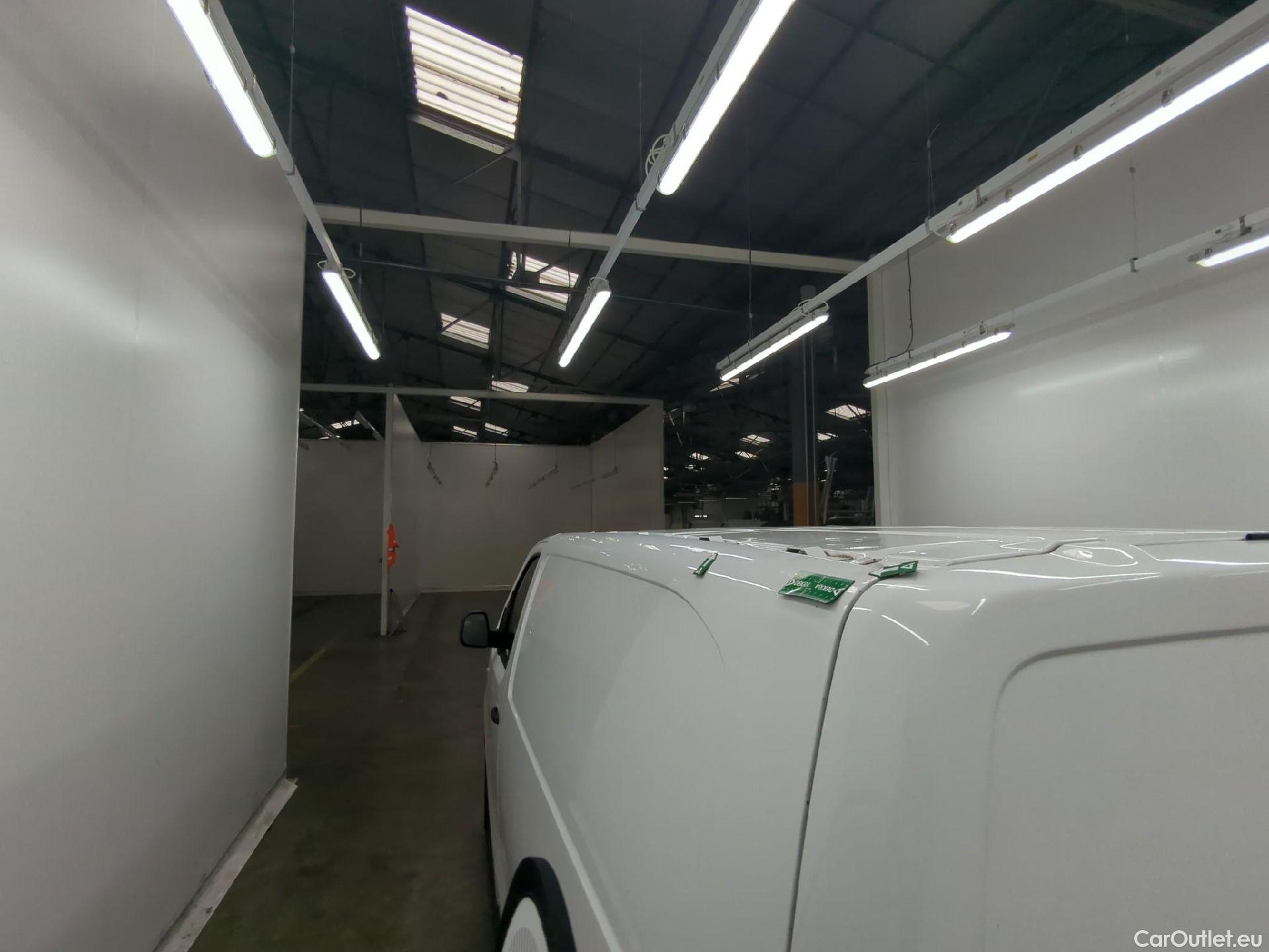  Peugeot  Expert PEUGEOT  / 2016 / 4P / Fourgon tôlé 1.5 BLUEHDI 120 S&S STANDARD PREMIUM #75