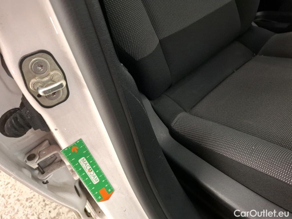  Citroen  C3  Société Feel Business R 1.5 BlueHDI 100CV BVM5 E6dT #12