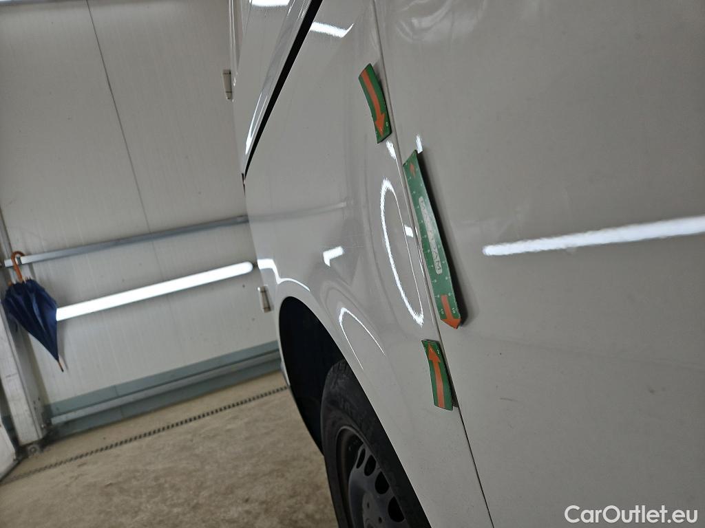  Volkswagen  Transporter VOLKSWAGEN  / 2019 / 4P / Fourgon tôlé 2.0 TDi 110 L1H1 Business #5