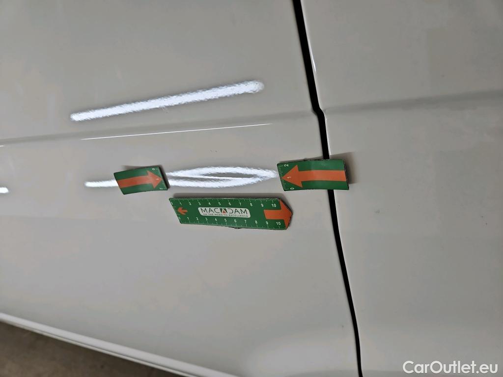  Volkswagen  Transporter VOLKSWAGEN  / 2019 / 4P / Fourgon tôlé 2.0 TDi 110 L1H1 Business #23