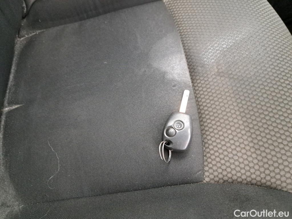  Renault  Kangoo  II Express Grand Confort (L1) 1.5 dCi 80CV BVM6 E6dT #8