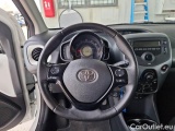  Toyota  Aygo TOYOTA  CONNECT / 2018 / 5P / BERLINA 1.0 VVT-I X-COOL #59