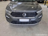  Volkswagen  T-ROC VOLKSWAGEN  / 2017 / 5P / SUV 1.5 TSI ACT BUSINESS DSG #28