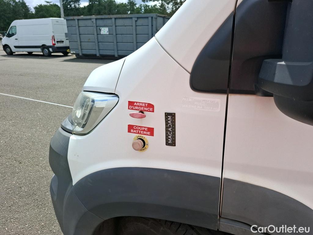  Citroen  Jumper CITROEN  VU 4p Fourgon 4-35 L4H2 BlueHDi 130 BVM6 Confort #13