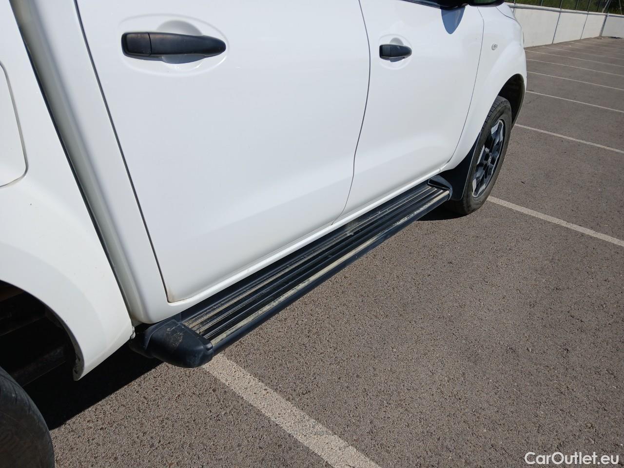  Nissan  Navara NISSAN  / 2015 / 4P / pickup Doble Cab. 2.3dCi 120kW(160CV) Acenta #47