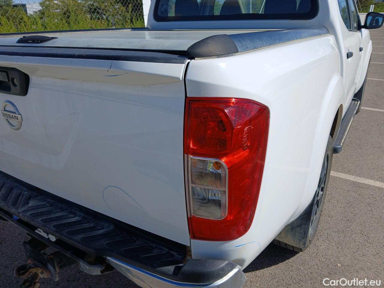  Nissan  Navara NISSAN  / 2015 / 4P / pickup Doble Cab. 2.3dCi 120kW(160CV) Acenta #44
