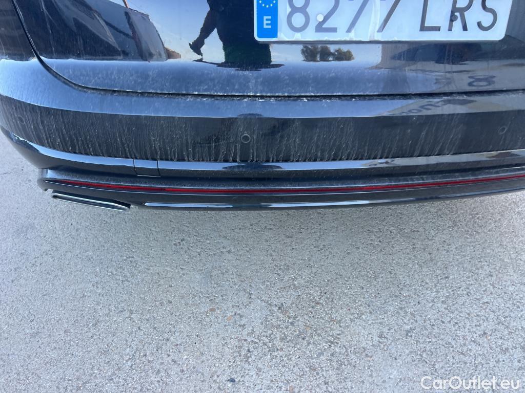  Volkswagen  Touareg VOLKSWAGEN  / 2018 / 5P / todoterreno R 3.0 V6 TSI 340kW Tip 4M (AC2) #15