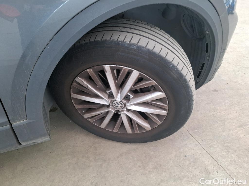  Volkswagen  T-ROC VOLKSWAGEN  5p SUV 1.0 TSI 115 LOUNGE #17