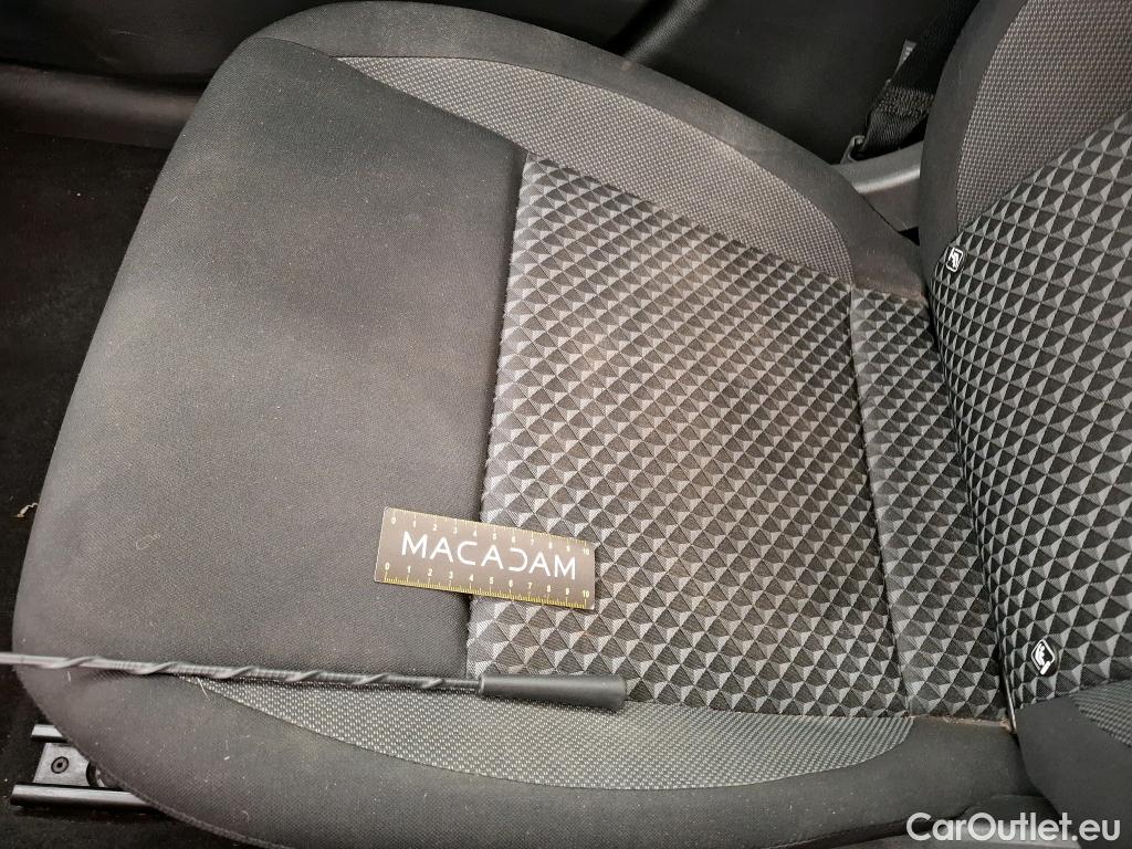  Nissan  Micra NISSAN  / 2016 / 5P / Berline IG-T 100 Business Edition #14