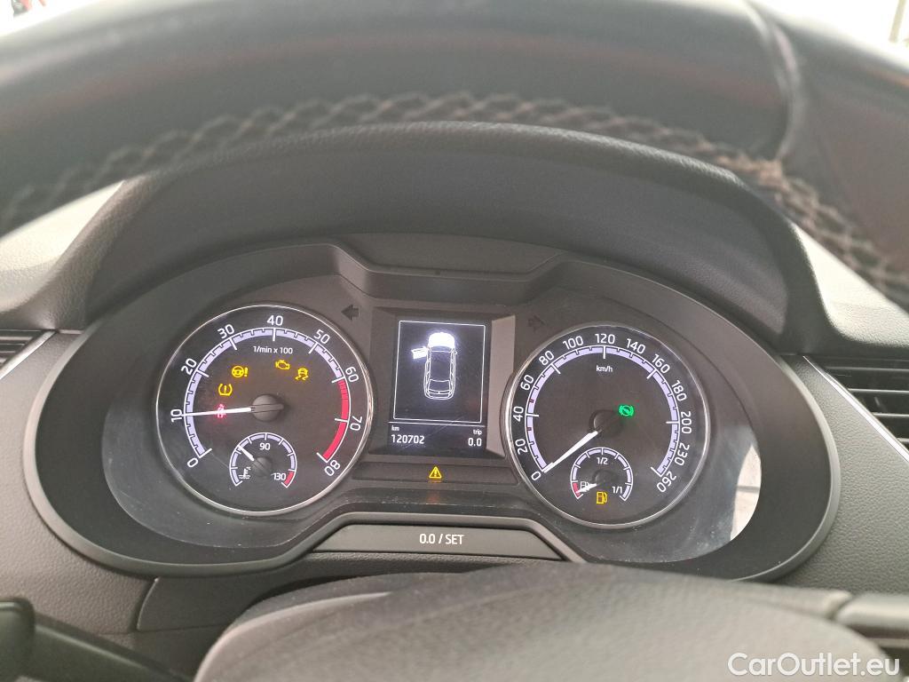  Skoda  Octavia  Combi Business 1.0 TSI 115CV BVA7 E6 #38