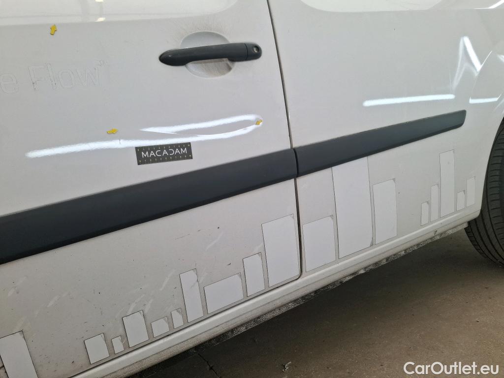  Renault  Kangoo  II Express Grand Confort (L1) 1.5 dCi 80CV BVM6 E6dT #18