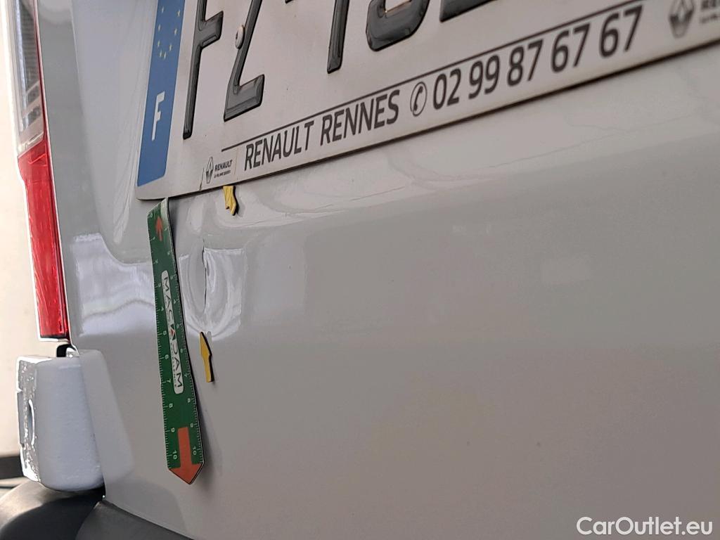  Renault  Master RENAULT  / 2019 / 4P / Fourgon tôlé CA Tr GCF F3300 L1H1 dCi 135 #16