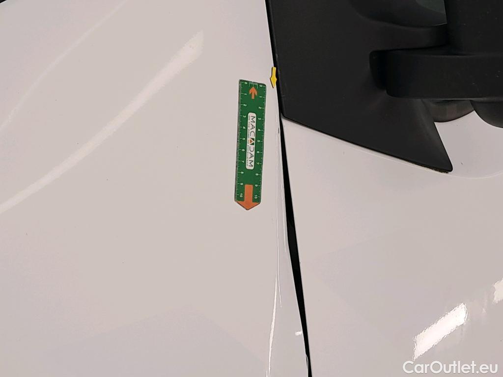  Renault  Master RENAULT  / 2019 / 4P / Fourgon tôlé CA Tr GCF F3300 L1H1 dCi 135 #3