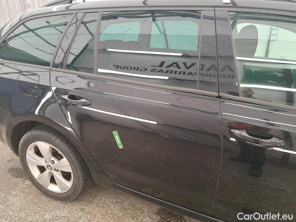  Skoda  Octavia  Combi Business 1.0 TSI 115CV BVA7 E6 #10