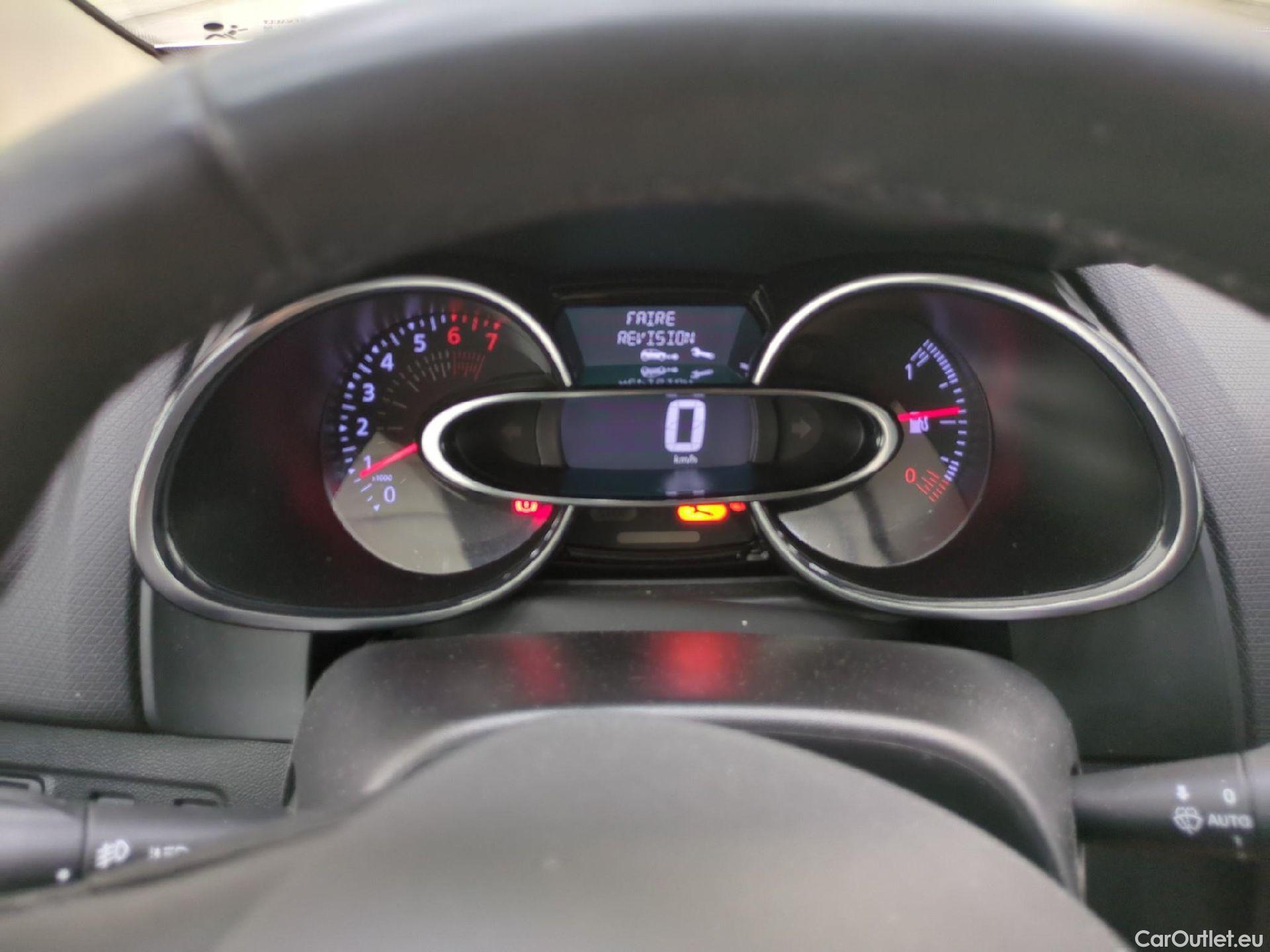  Renault  Clio  IV Business 0.9 TCe 90CV BVM5 E6 #2